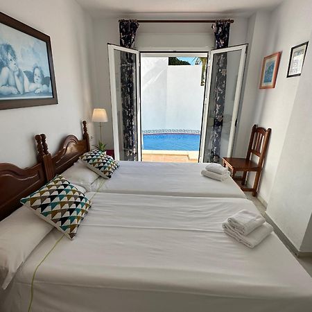 Spacious Family Villa Aljamar 8A Nerja Bagian luar foto