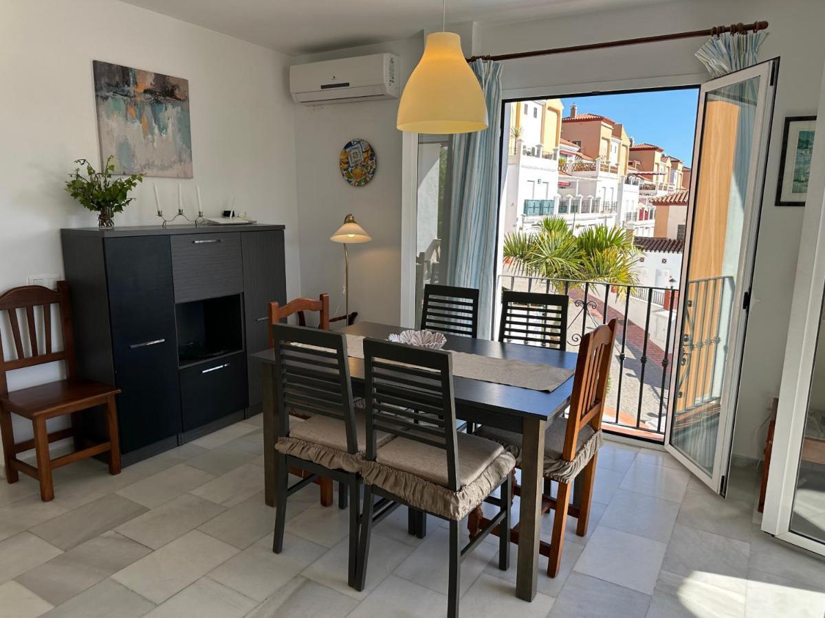 Spacious Family Villa Aljamar 8A Nerja Bagian luar foto