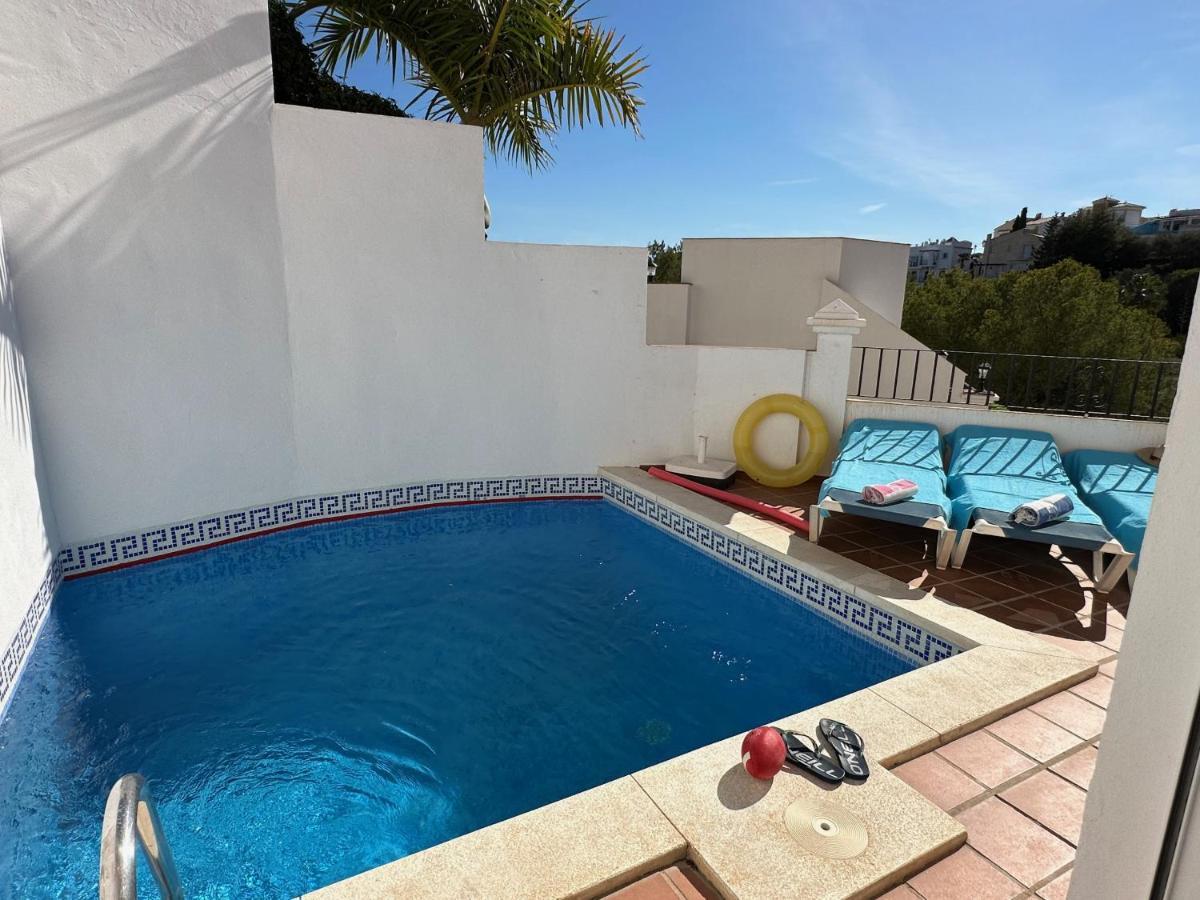 Spacious Family Villa Aljamar 8A Nerja Bagian luar foto