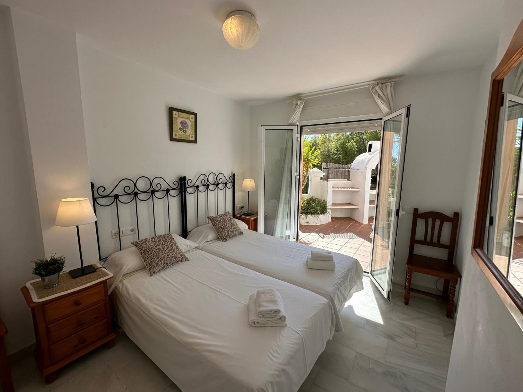 Spacious Family Villa Aljamar 8A Nerja Bagian luar foto