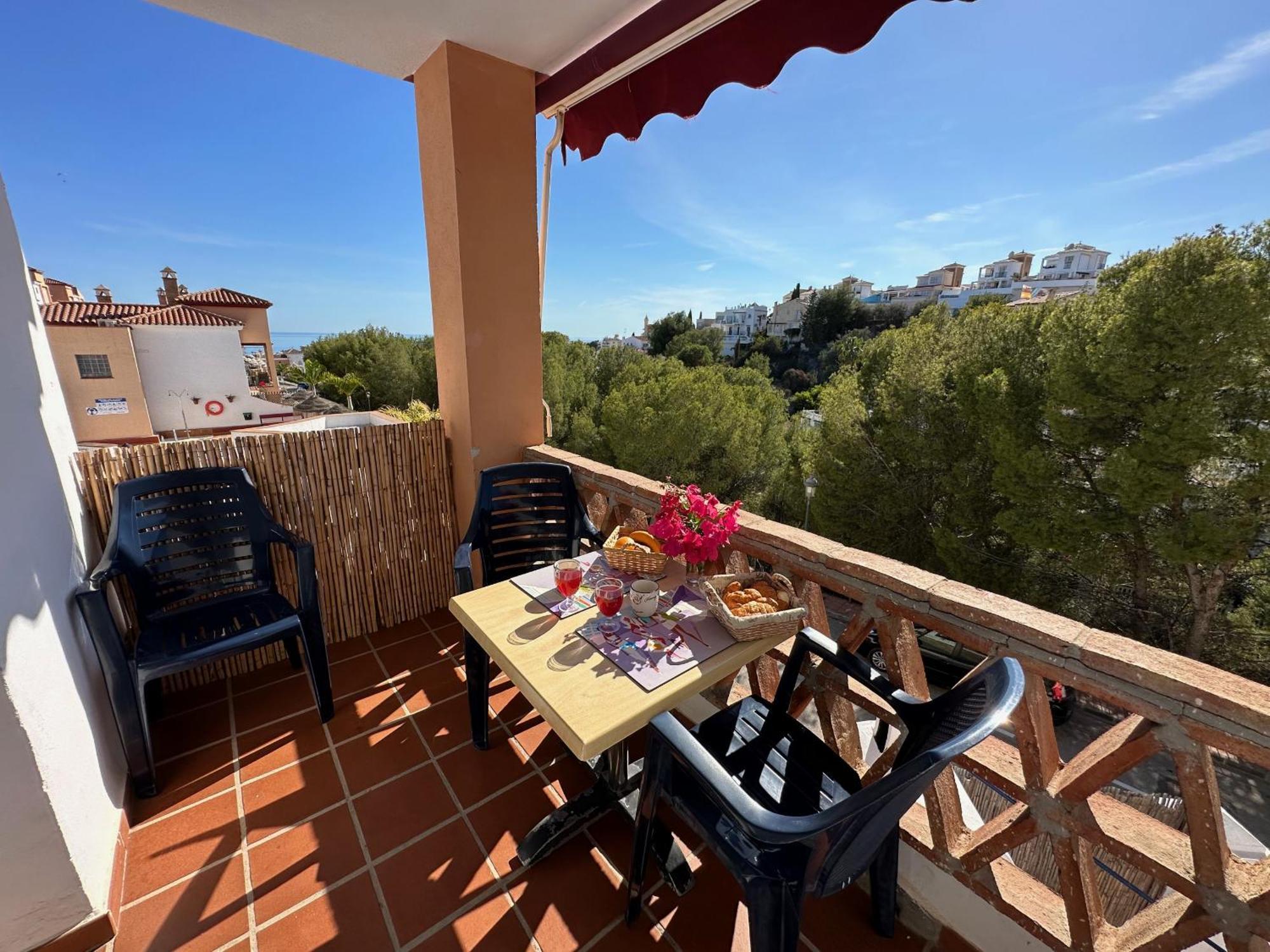 Spacious Family Villa Aljamar 8A Nerja Bagian luar foto