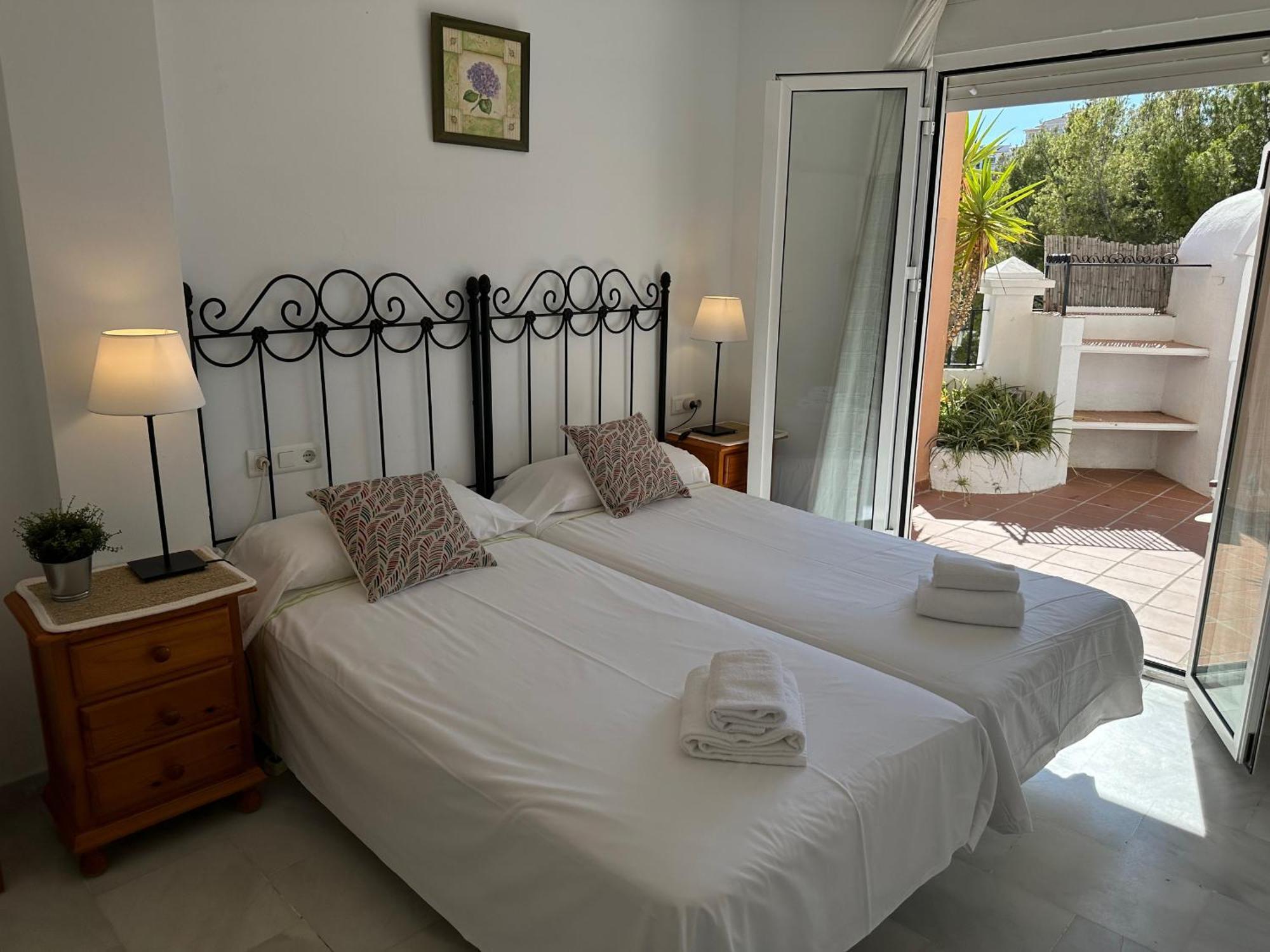 Spacious Family Villa Aljamar 8A Nerja Bagian luar foto