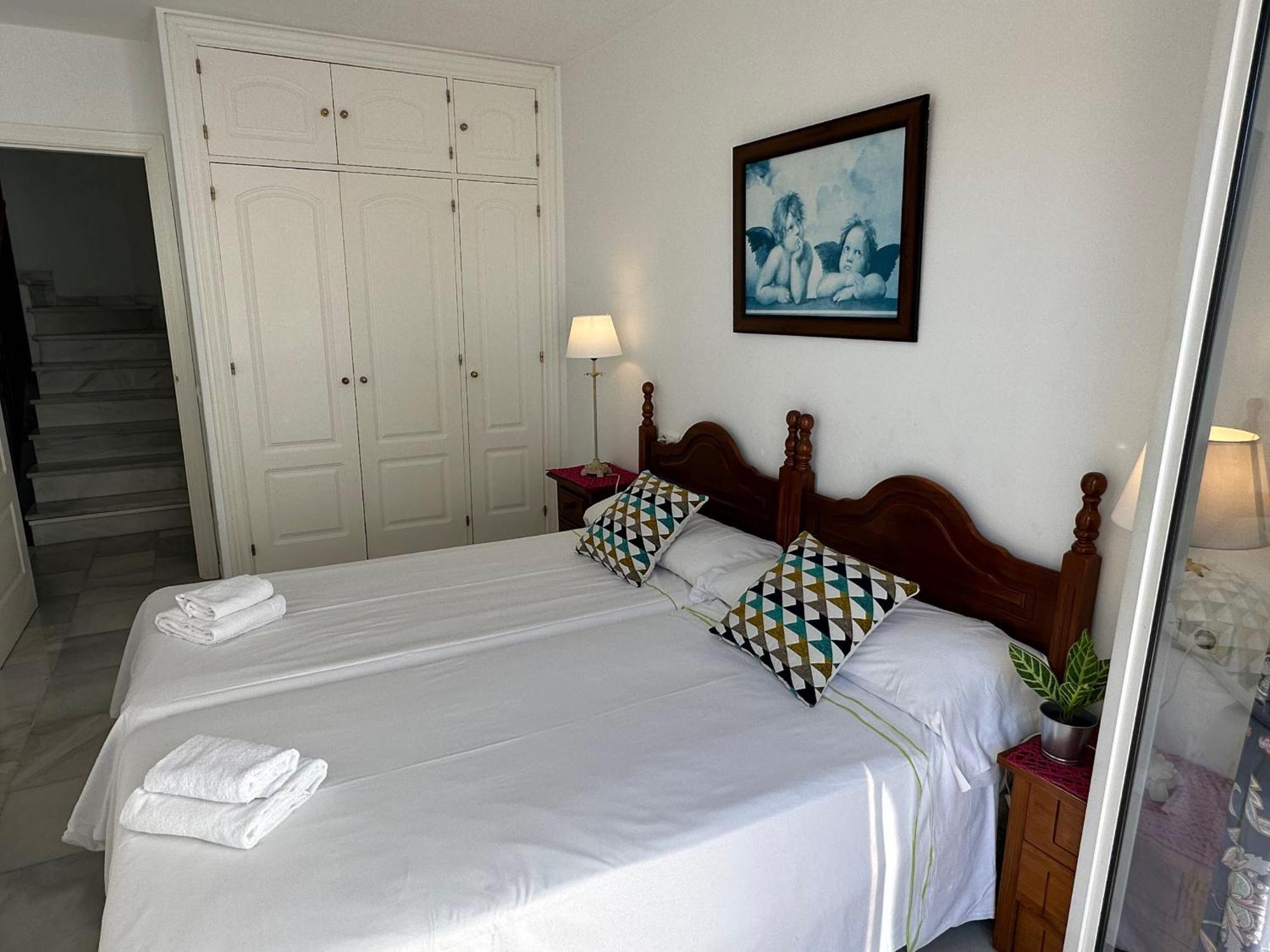 Spacious Family Villa Aljamar 8A Nerja Bagian luar foto